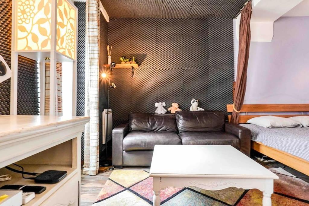Studio With Home Cinema@Paris Chatelet Esterno foto